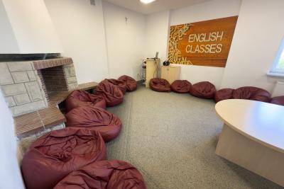 English Class 3